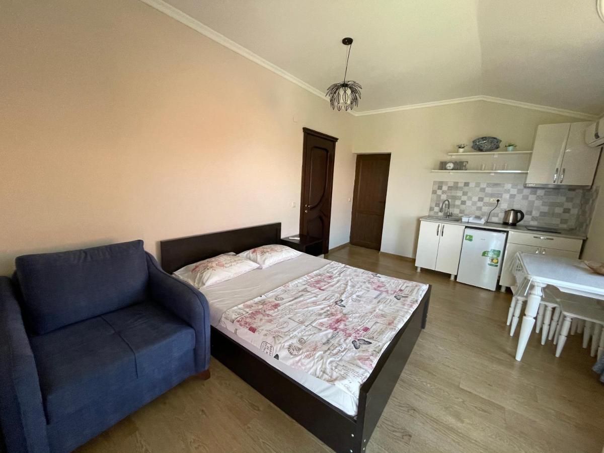 Guest House Kobuleti ภายนอก รูปภาพ