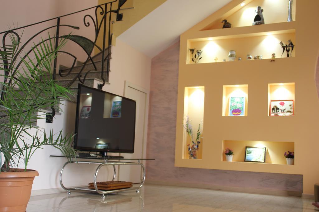 Guest House Kobuleti ภายนอก รูปภาพ