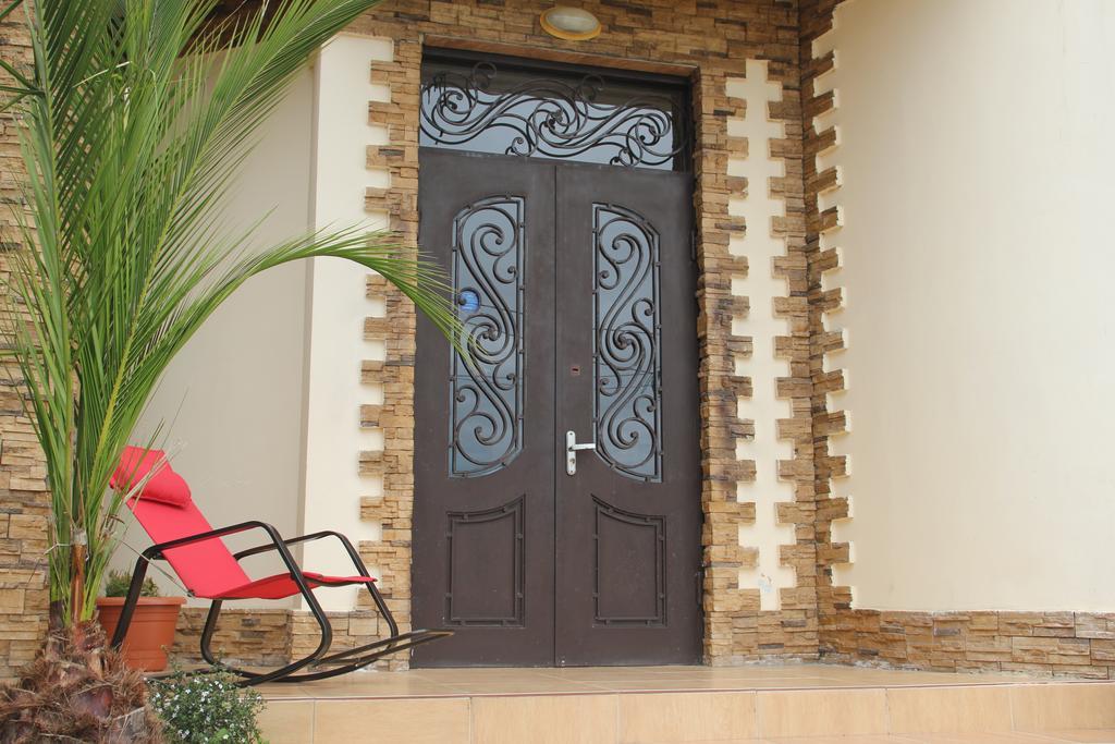 Guest House Kobuleti ภายนอก รูปภาพ