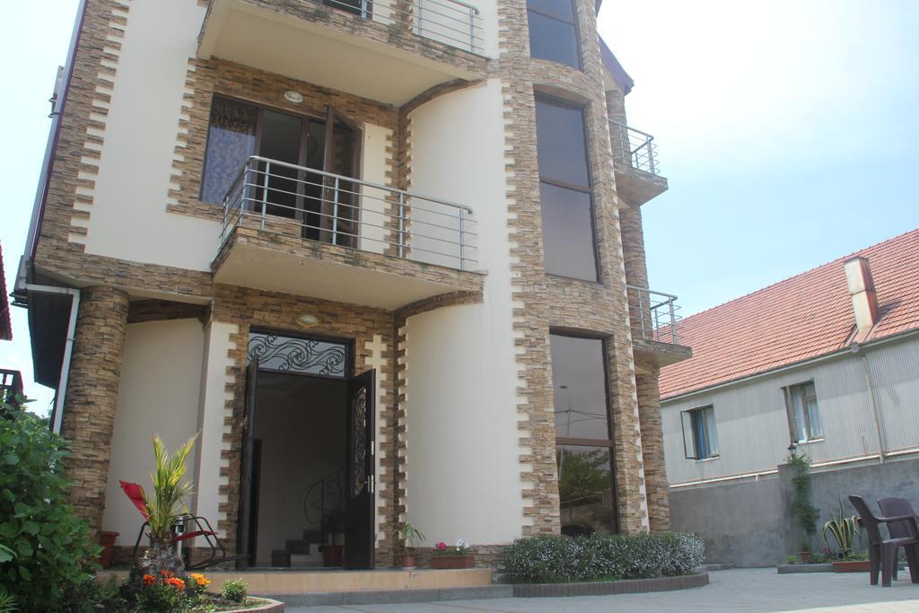 Guest House Kobuleti ภายนอก รูปภาพ